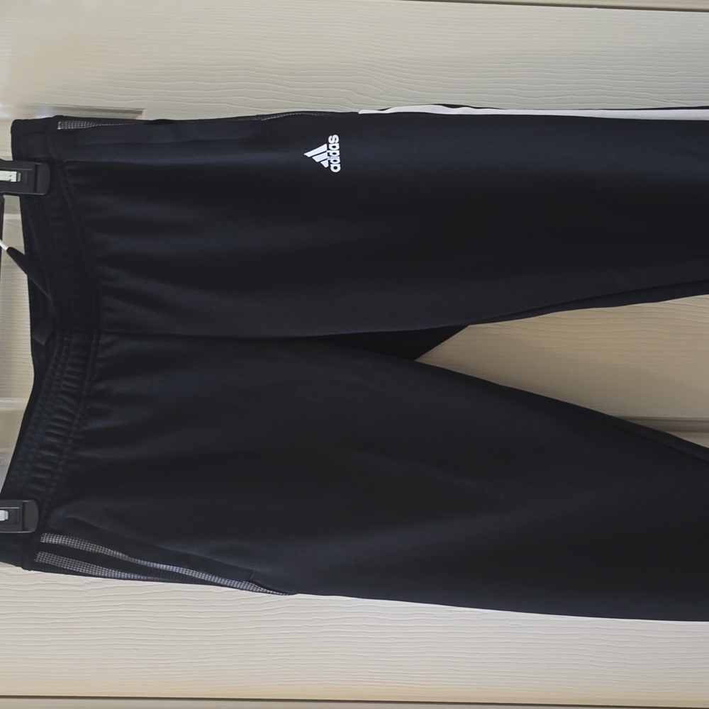 ADDIDAS BRAND WOMEN'S BLACK SOCCER OR FOOTBALL ATHLETIC PANTS SIZE SMALL